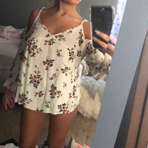 American Eagle off the shoulder shirt